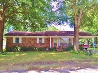 905 N Cypress St, Beebe, AR 72012