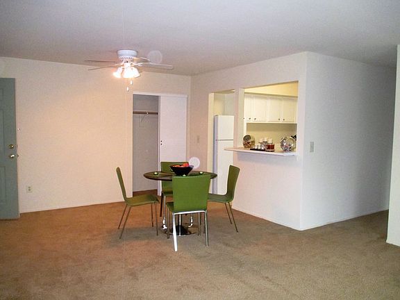 5th image of 16 Kensington Cir APT H