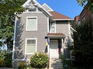 413 S 1st St APT 1, Rockford, IL 61104