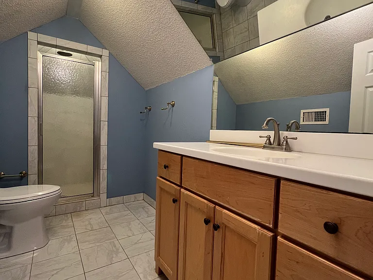 5652 Lakeview Rd — Photo 36