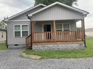 4 5th Ave W, Chatsworth, GA 30705