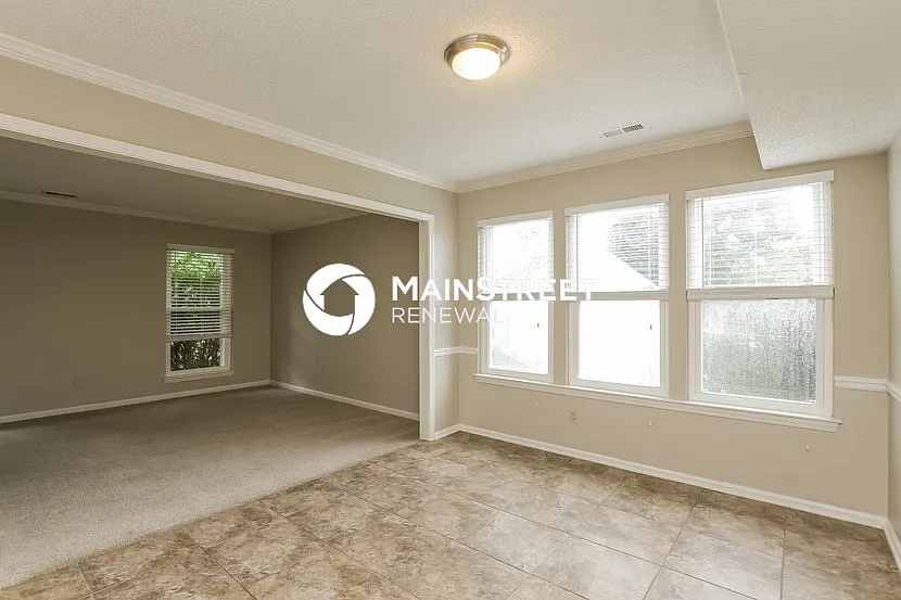 109 Rose St — Photo 3