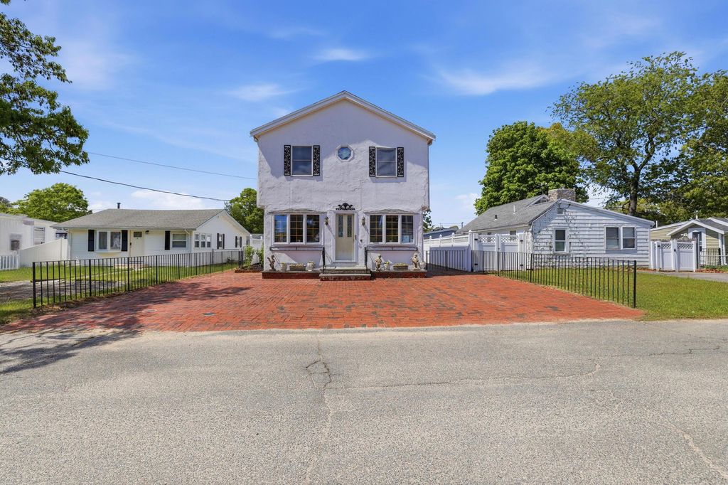 7 Swift Avenue, Wareham, MA - View 3