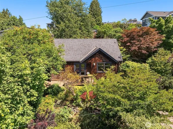 4920 51st Avenue S, Seattle, WA 98118