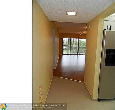 5th image of 2304 S Cypress Bend Dr APT 511