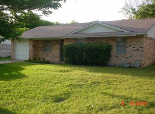 515 Pebble Rd, Duncanville, TX 75116