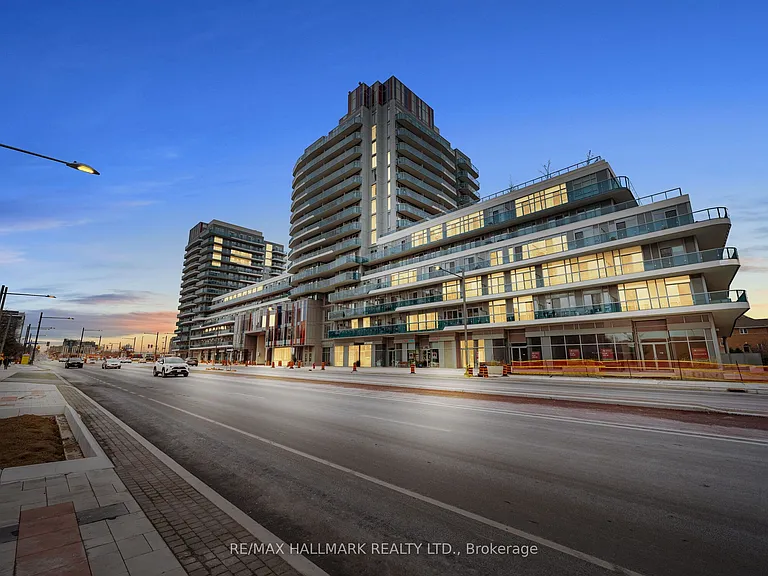 9471 Yonge St #Penthouse 01 — Photo 1