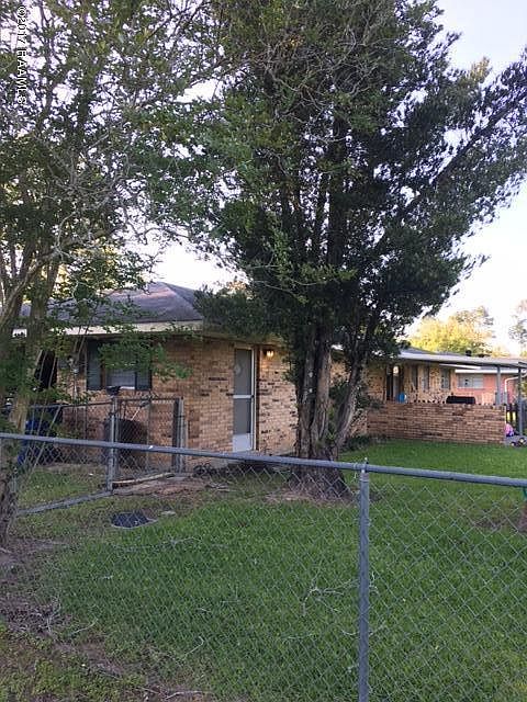 2nd image of 224 Camelia Dr