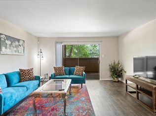8419 Hearth Dr APT 21, Houston, TX 77054