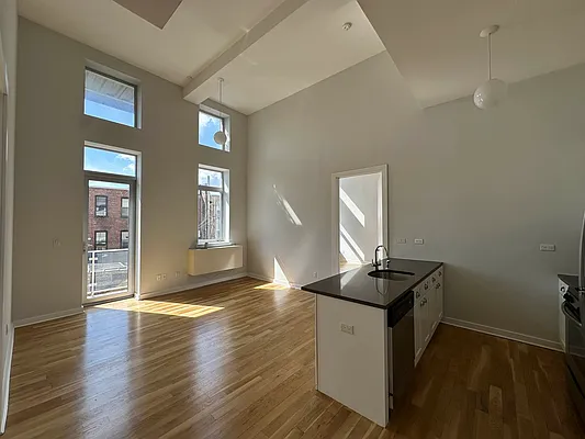 Rented by Oxford Property Group | media 12