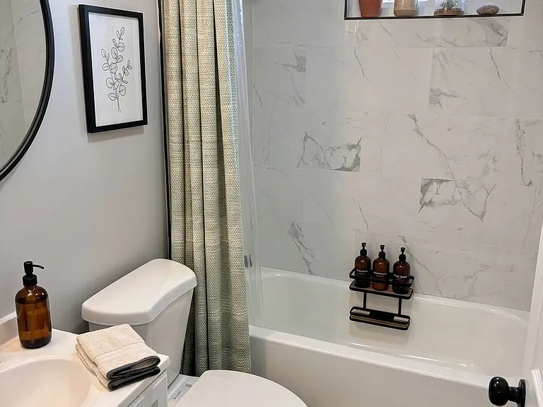 36 2nd Ave #2A — Photo 8