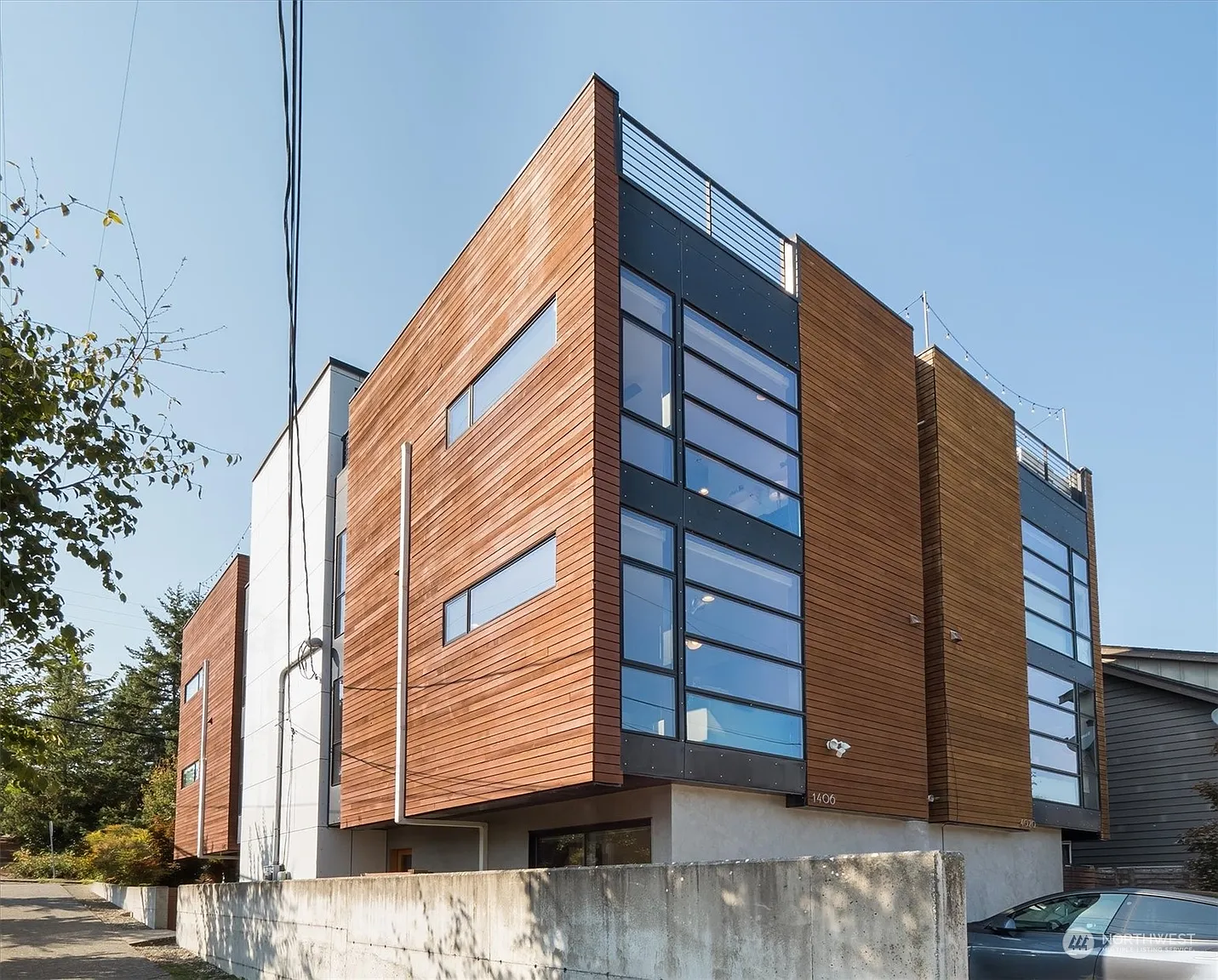 1406 S Dakota Street photo 1