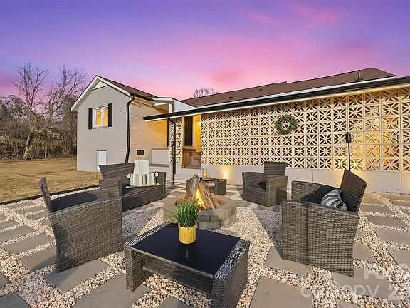 2nd image of 100 Boston Rd