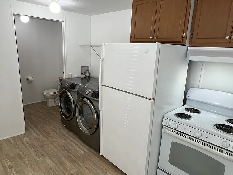 201 Rocky Ave — Photo 34