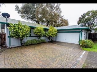424 Mason St, Healdsburg, CA 95448