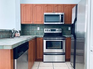 7250 NW 177th St APT 208, Hialeah, FL 33015