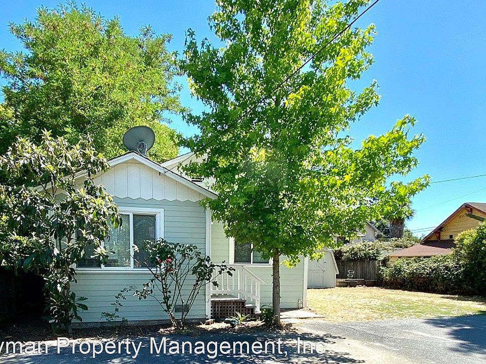 1st image of 2137 Oak St #A