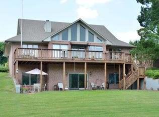 151 Whispering Hills Dr, Florence, AL 35634