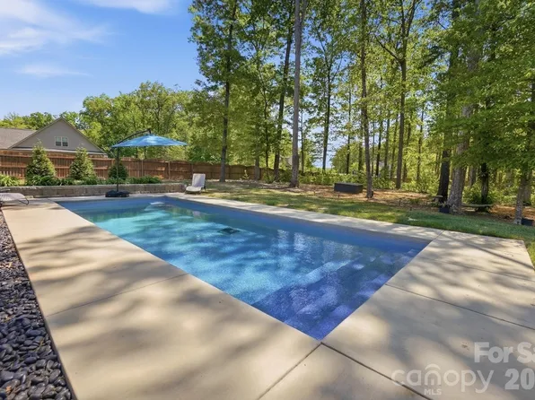 2008 McCollum Oaks Ln, Monroe, NC 28110