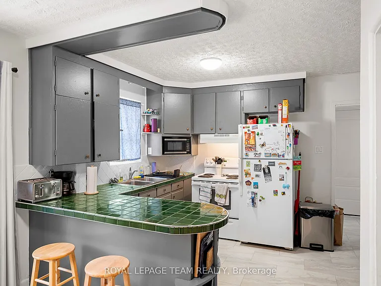 151 Granville St #2 — Photo 9
