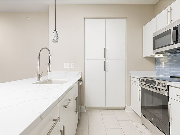 5th image of 4605 Cedar Springs Rd APT 201