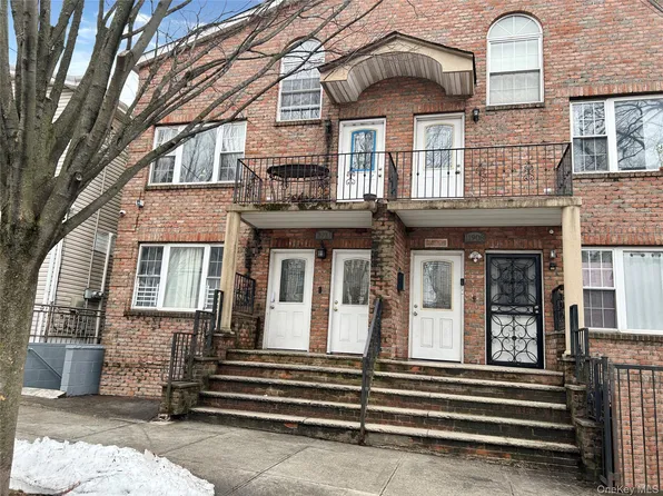11910 18th Avenue, College Point, NY 11356