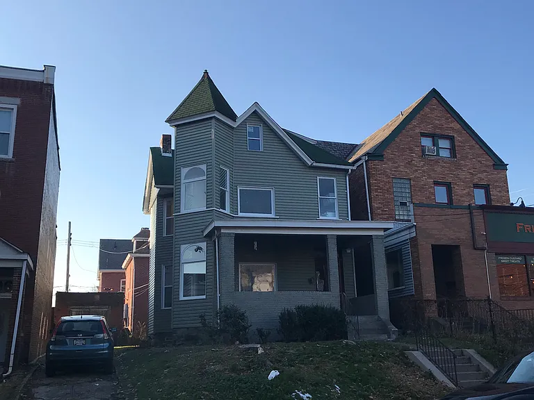 304 S Pacific Ave #3A — Photo 1