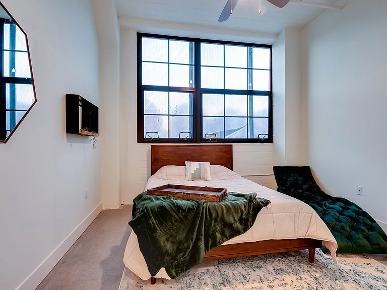 Kent Lofts — Photo 42