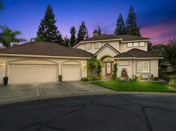 8808 Chandeaux Ln, Fair Oaks, CA 95628