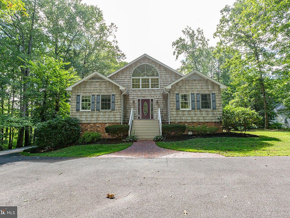 1st image of 2903 Leisure Cir