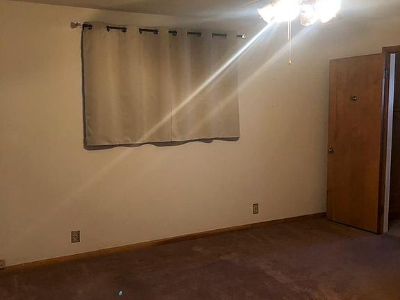 4th image of 2440 Angelle Dr