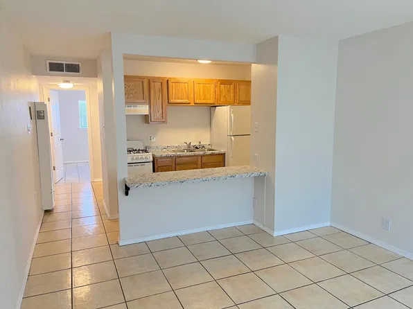 437 Mesilla St SE, Albuquerque, NM 87108