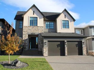 8 NW Rockcliff Hl NW, Calgary, AB T3G0G6