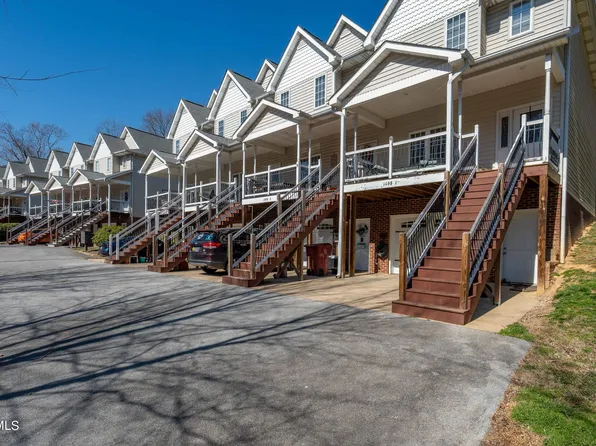 1098 Cherokee Rd APT 3, Johnson City, TN 37604