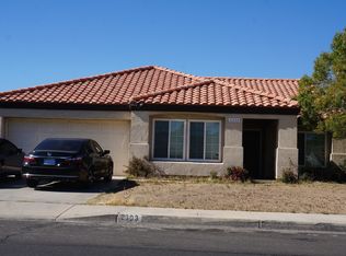 2303 E Avenue R4, Palmdale, CA 93550