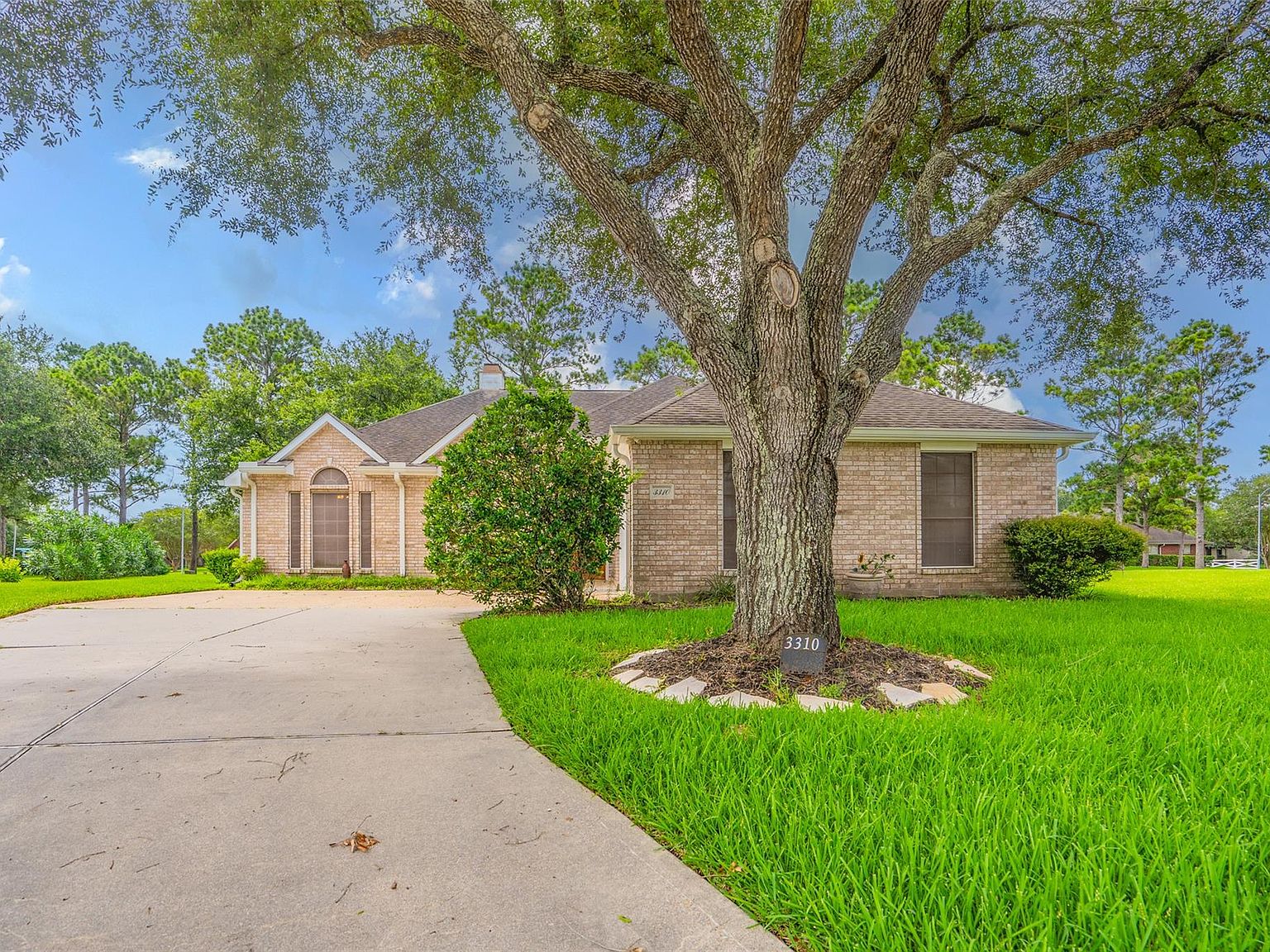 3310 Flower Field Ln