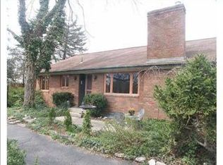 4059 Roselea Pl, Columbus, OH 43214