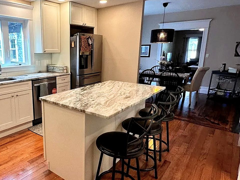 1st image of 29 Granger Pl #1