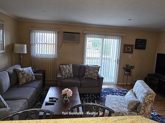 2nd image of 1375 Cunat Ct APT 2A