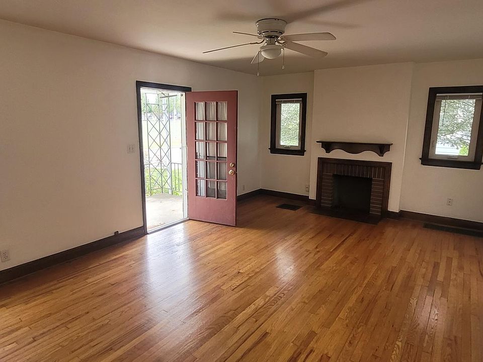 Living room facing north