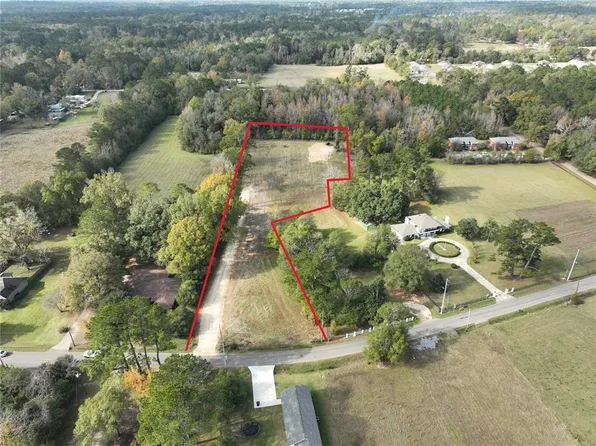 Pine St, Hammond, LA 70403