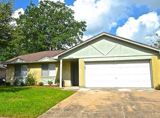 10210 Rancho Bernardo Ln, Sugar Land, TX 77498