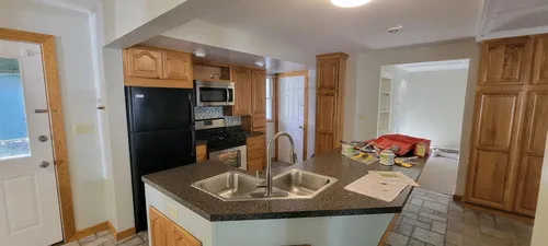 809 Holcomb St Photo 1