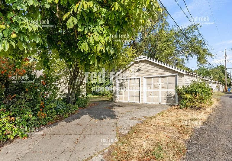 402 E Baldwin Ave — Photo 22