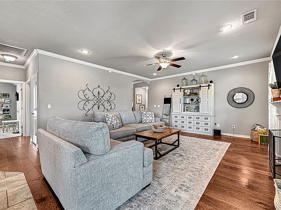 5th image of 4766 W Wales Dr