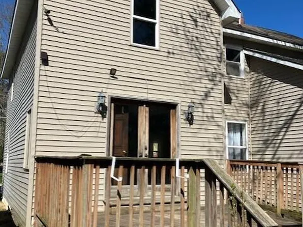 37 S Jackson St, Lapeer, MI 48446