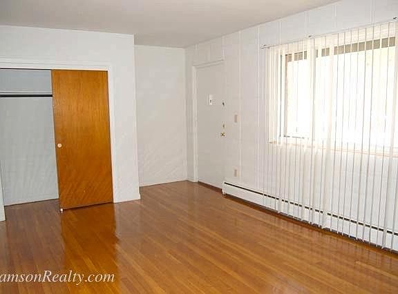 5th image of 1710 Broad St APT 18