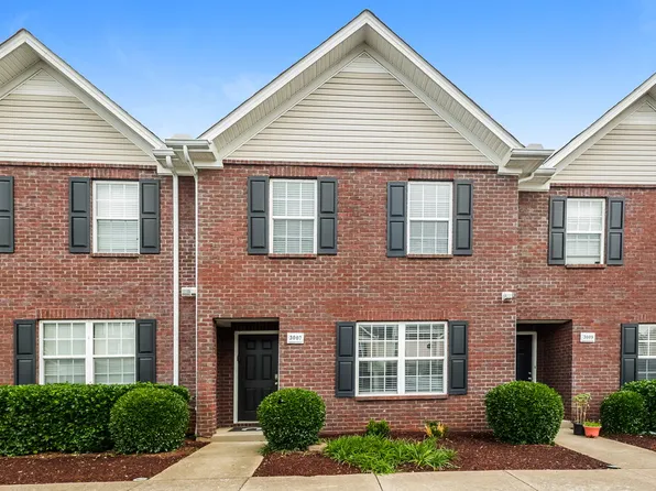 3007 Rg Buchanan Dr, La Vergne, TN 37086