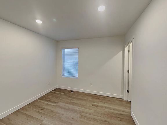 2nd image of 8632 47th Pl NE