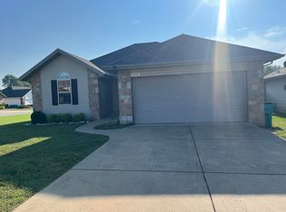504 S Broadview Ave, Springfield, MO 65802